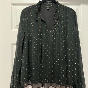 Ann Taylor Shimmer top Sz. M